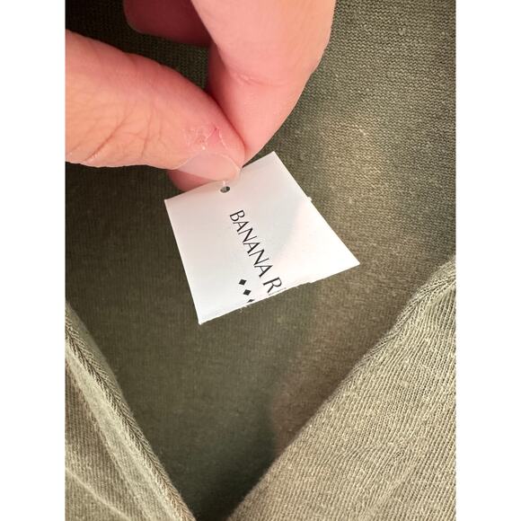 BANANA REPUBLIC | Linen Blend Button Front Top Dusty Olive NWT | Small - Picture 6 of 7